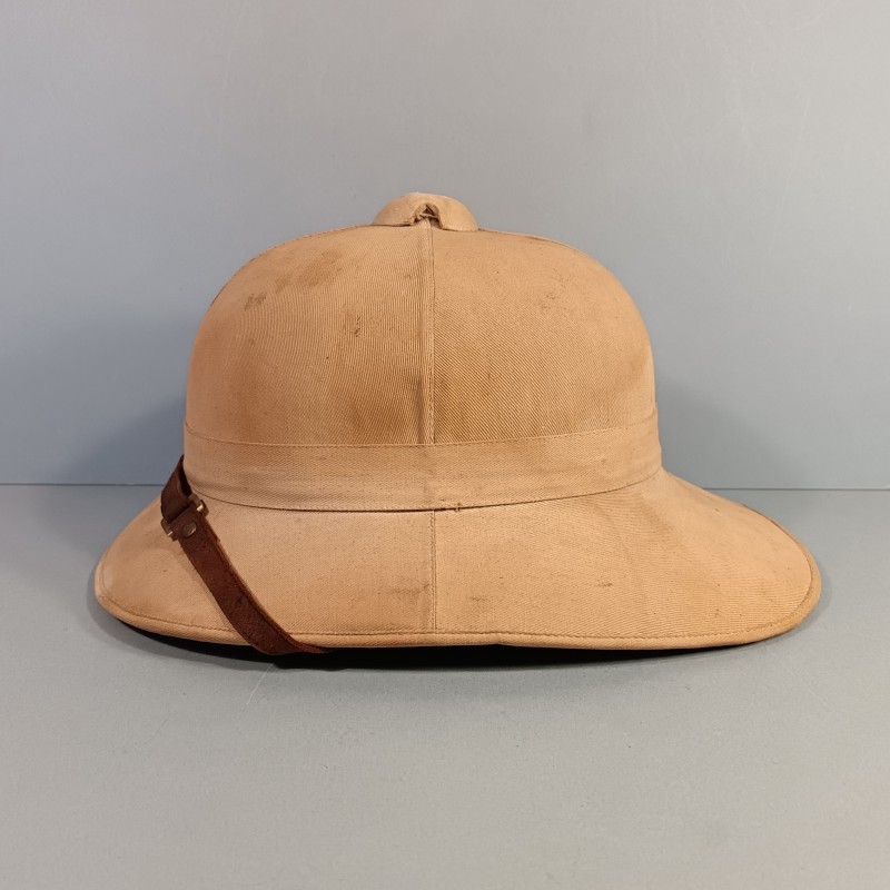 CASQUE COLONIAL EN TOILE BEIGE ET LIEGE DE TYPE ANGLAIS FABRICATION FRANCAISE MILITAIRE ARMEE DE LIBERATION FNFL 1943-1944